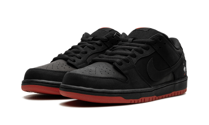 Nike SB Dunk Low Black Pigeon