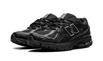 New Balance 1906R "Black Metallic"