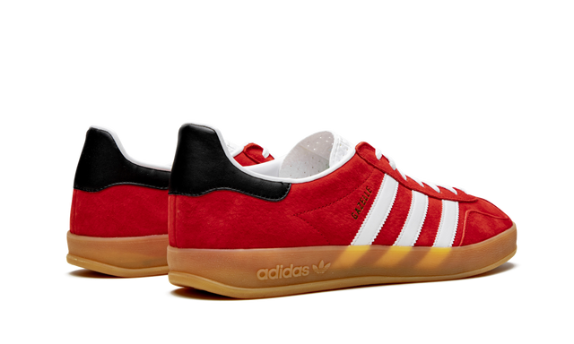AD Gazelle Indoor Scarlet Cloud White