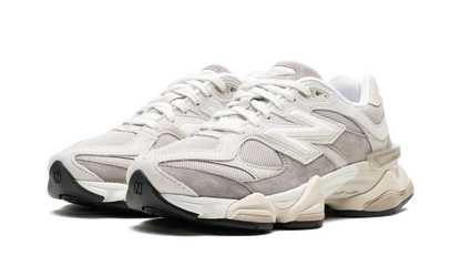 New Balance 9060 Oatmeal